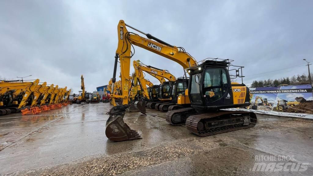 JCB JS 130 LC Telakaivukoneet