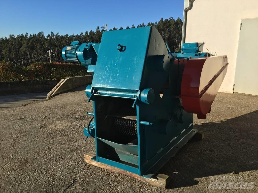 Haas HTH200X400(500) Metsä murskaimet