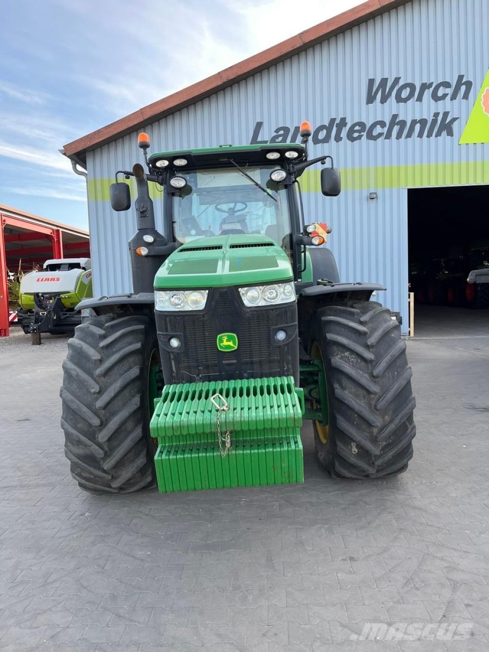 John Deere 8345 R Traktorit