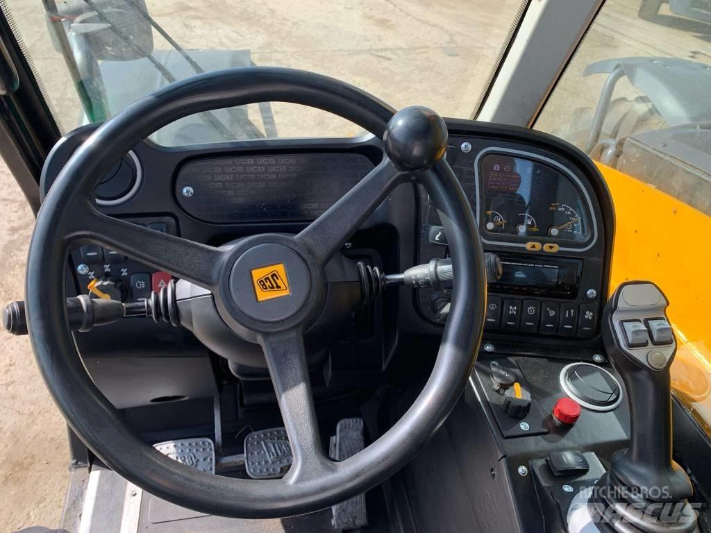 JCB 526-56 Agri Maatalouskurottajat