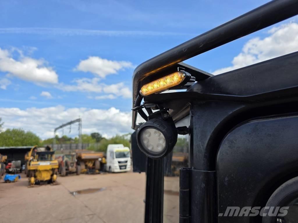 CAT D 5 LGP Telaketjupuskutraktorit