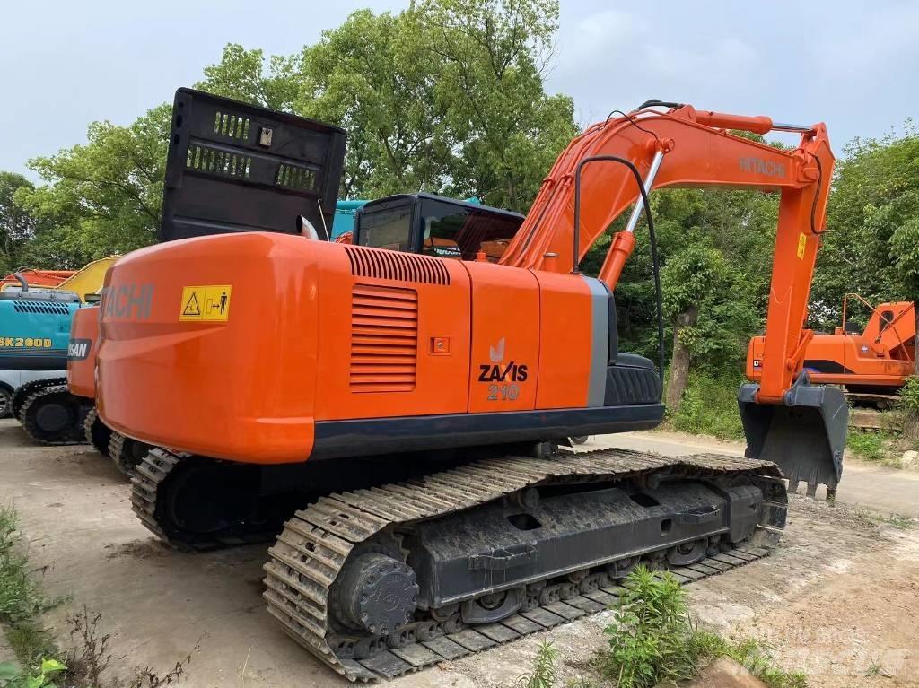 Hitachi ZX 210 Telakaivukoneet