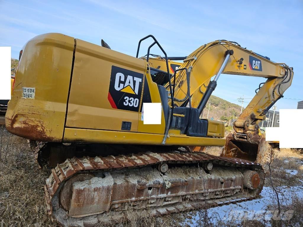 CAT 330 Telakaivukoneet