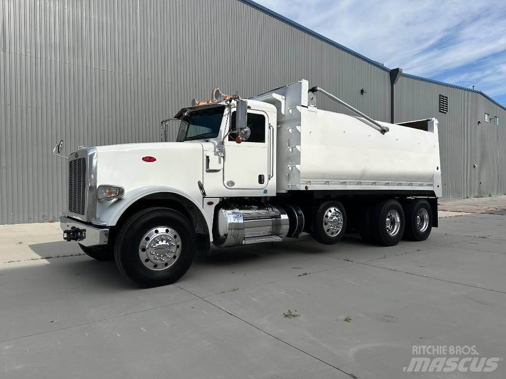 Kenworth 367 Sora- ja kippiautot