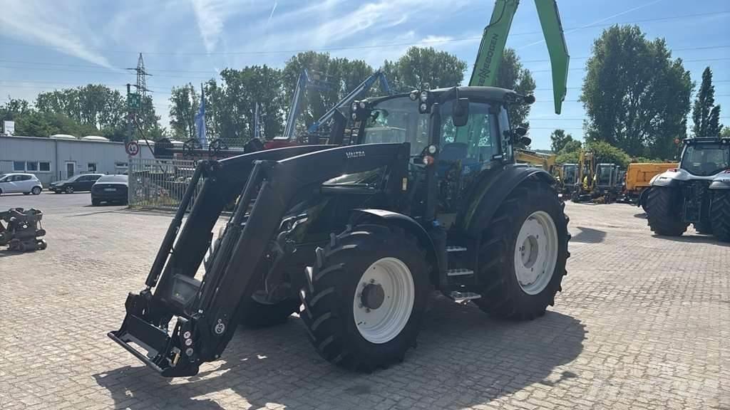 Valtra G135 Traktorit