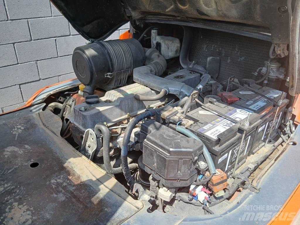 Toyota 42-7 FD 40 Dieseltrukit