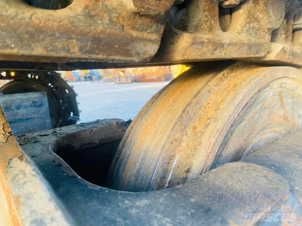 CAT 315 D L Telakaivukoneet