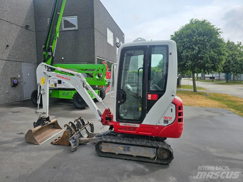 Takeuchi TB 216 Minikaivukoneet < 7t