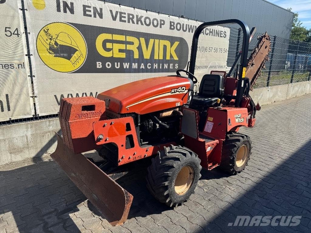Ditch Witch RT 40 Ketjukaivurit