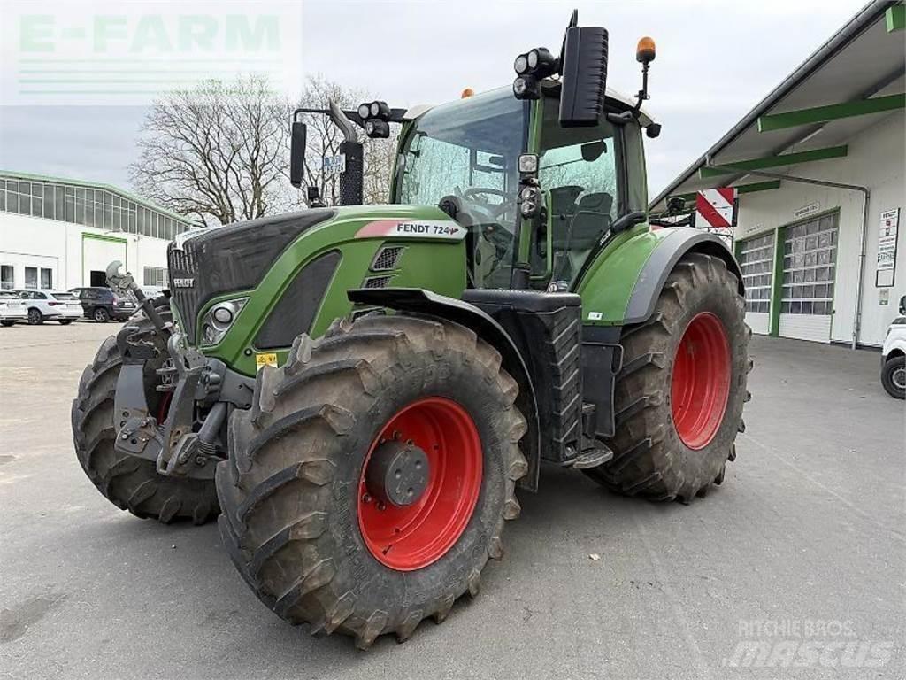 Fendt 724 vario s4 Traktorit