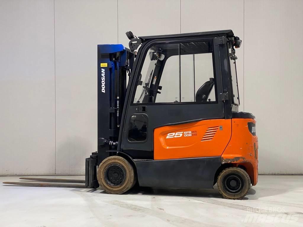 Doosan B25X-7 Sähkötrukit