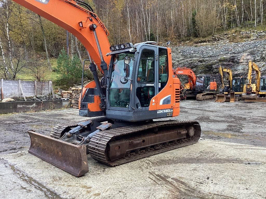 Doosan DX140LCR-5 Telakaivukoneet