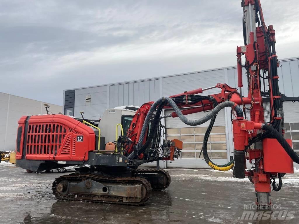 Sandvik DX800i Avolouhintaporauslaitteet