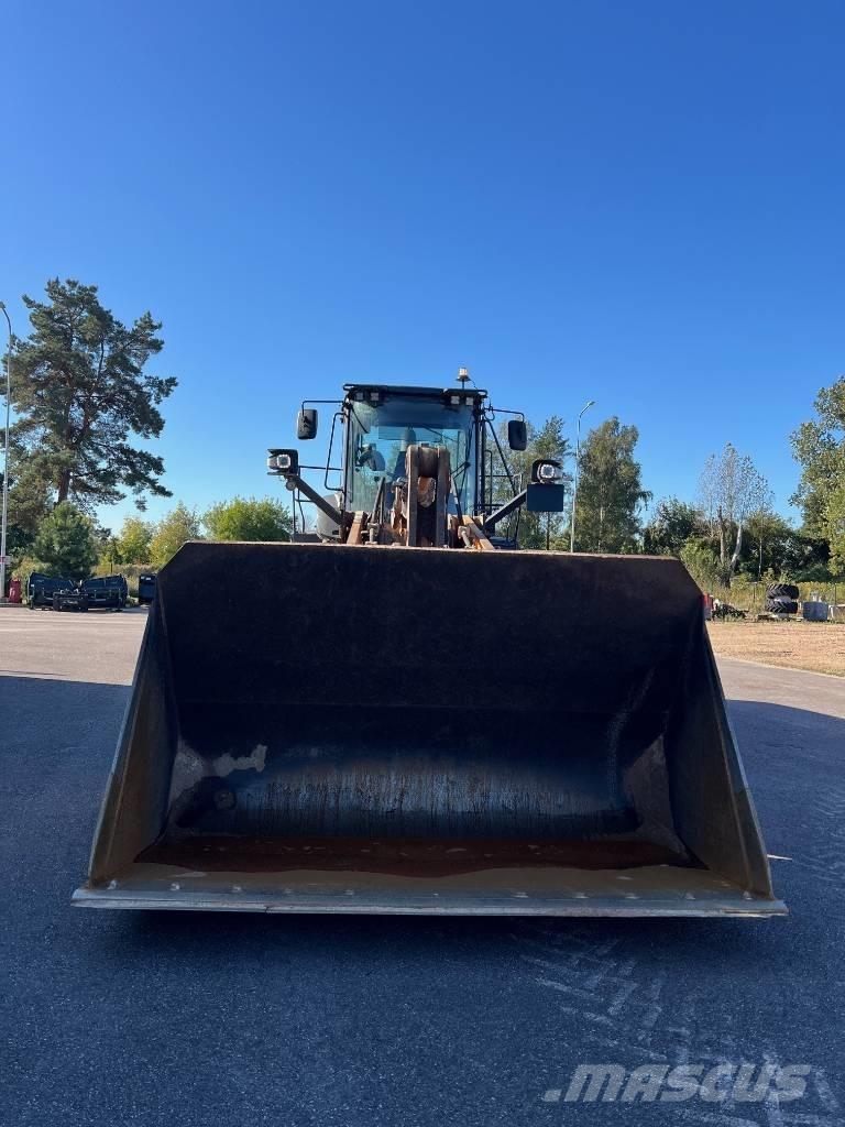 CASE 1021 G Pyöräkuormaajat