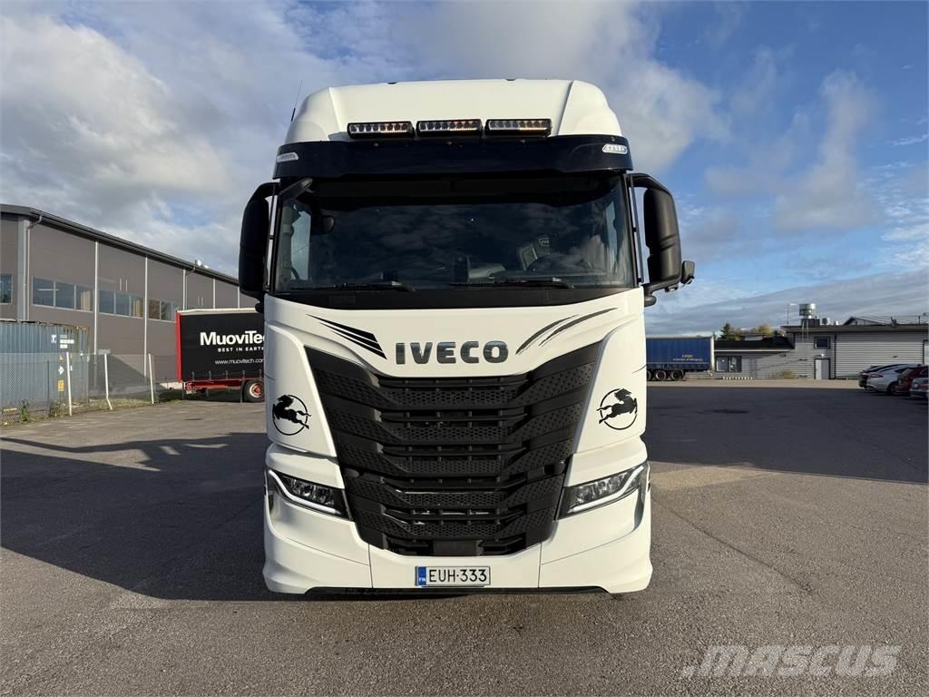 Iveco AS280 6X2 Koukkulava kuorma-autot