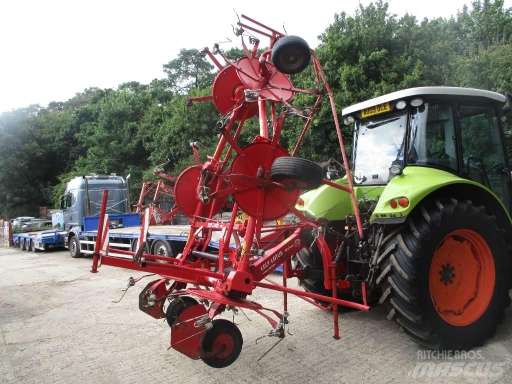 Lely Lotus 770 AWS Pöyhimet ja haravat