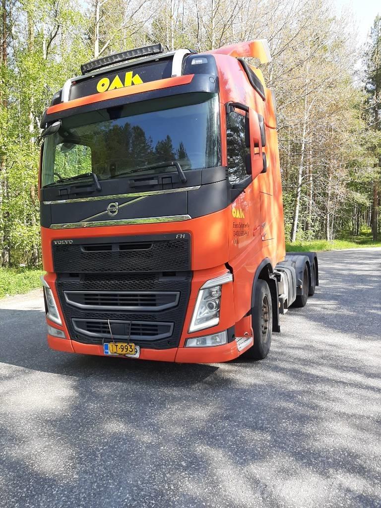 Volvo FH 13 Vetopöytäautot