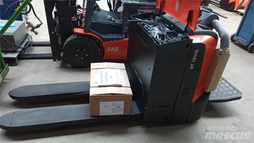 Toyota LPE200B Lavansiirtotrukit