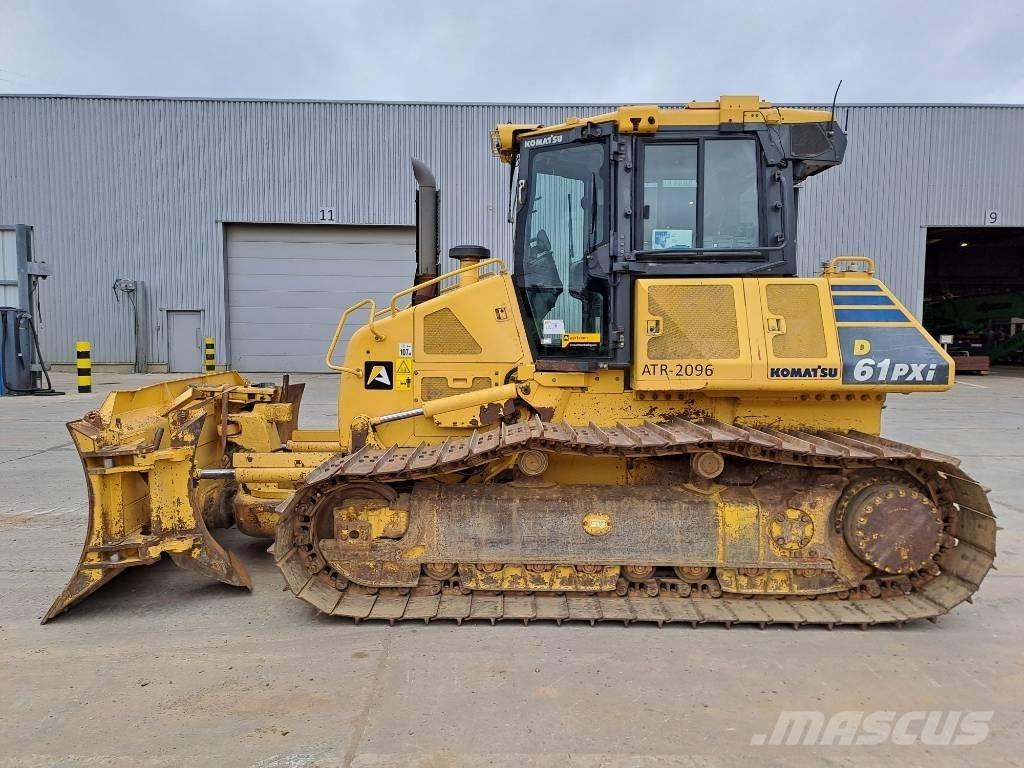 Komatsu D61PXI-23 Telaketjupuskutraktorit