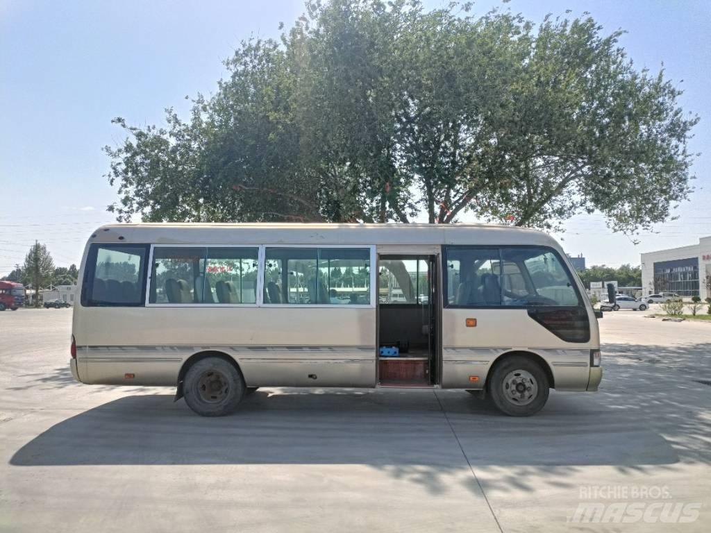 Toyota Coaster Bus Minibussit