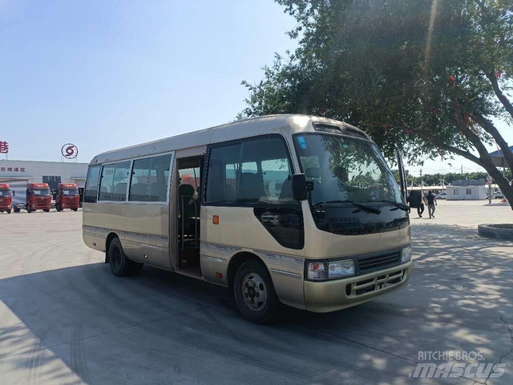 Toyota Coaster Bus Minibussit