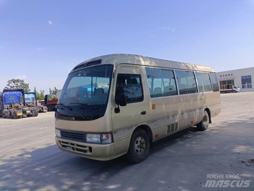 Toyota Coaster Bus Minibussit