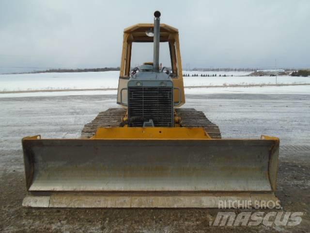 John Deere 450HL Telaketjupuskutraktorit