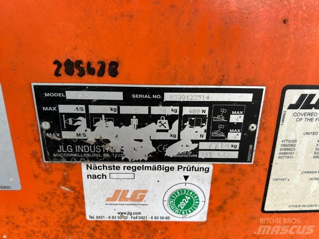 JLG 460 SJ Teleskooppipuominostimet