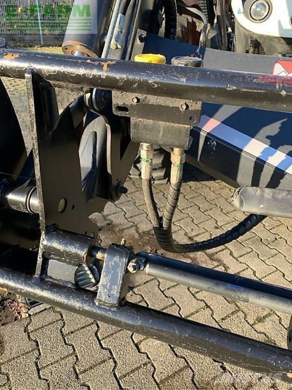 Steyr 6145 profi Traktorit