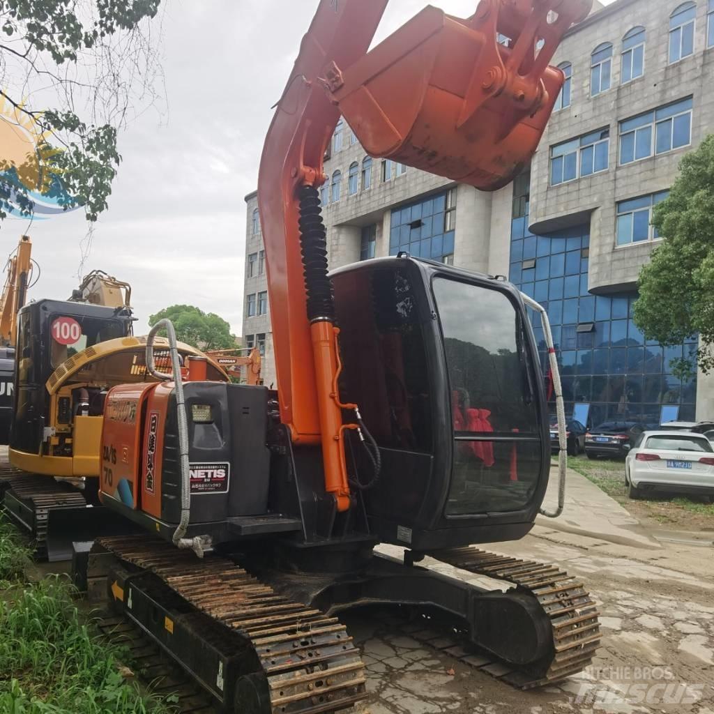 Hitachi ZX 70 Minikaivukoneet < 7t