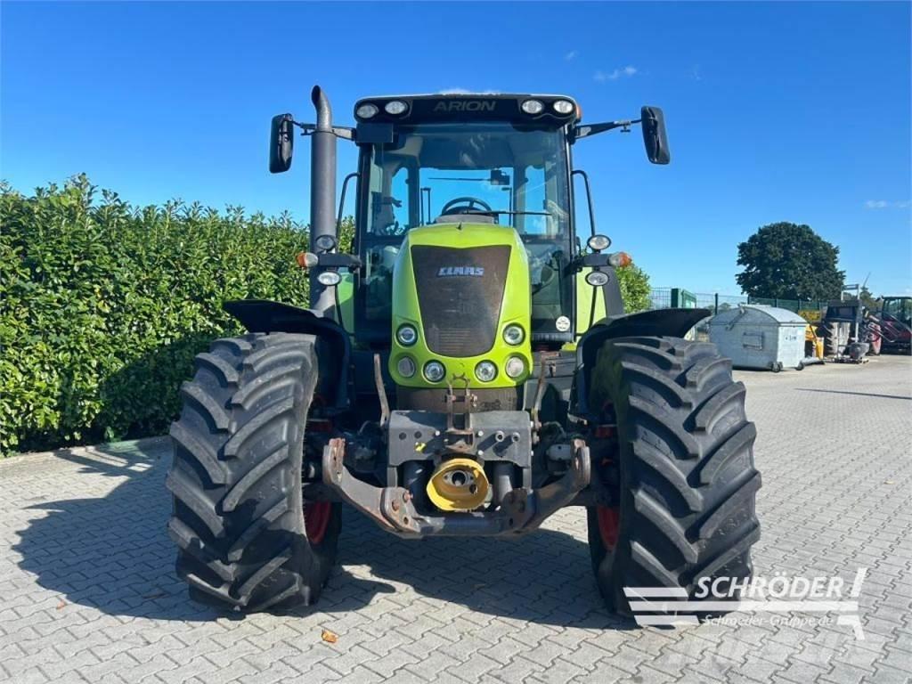 CLAAS ARION 640 Traktorit