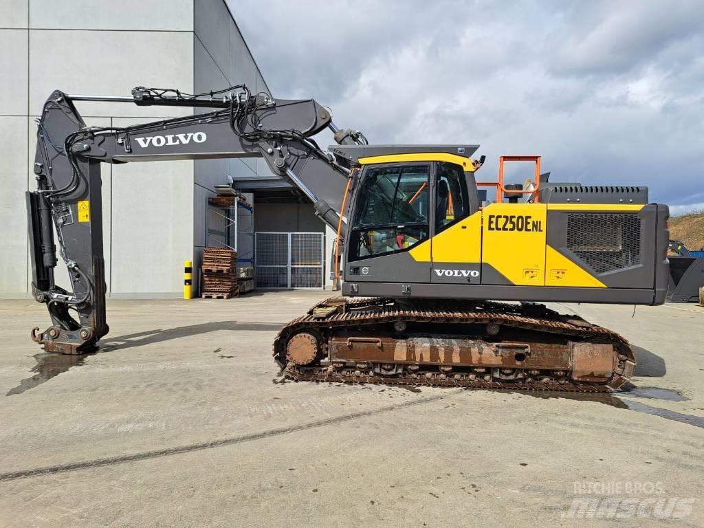 Volvo EC250ENL Telakaivukoneet