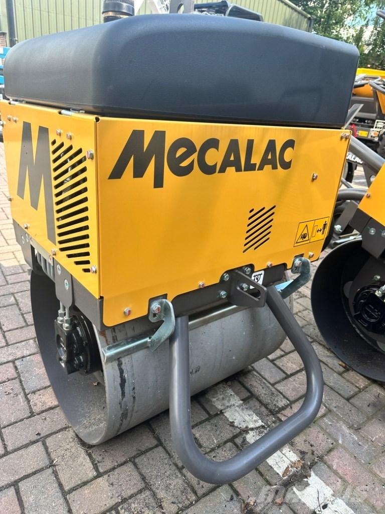 Mecalac MBR71 Yksivalssijyrät