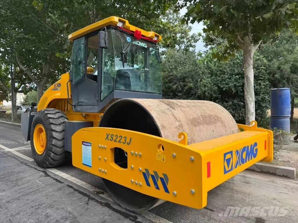 XCMG XS 223 J Yksivalssijyrät