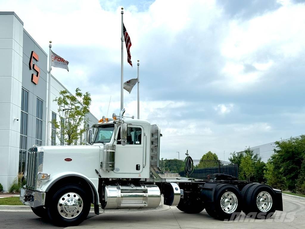 Peterbilt 389 Vetopöytäautot