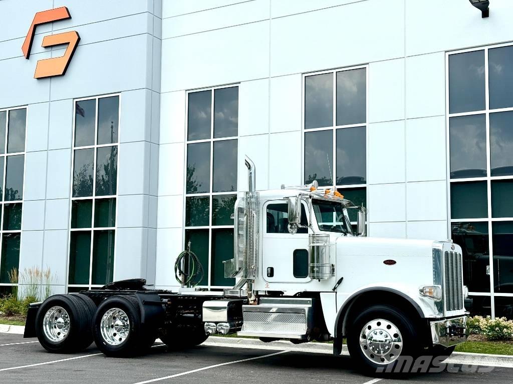 Peterbilt 389 Vetopöytäautot