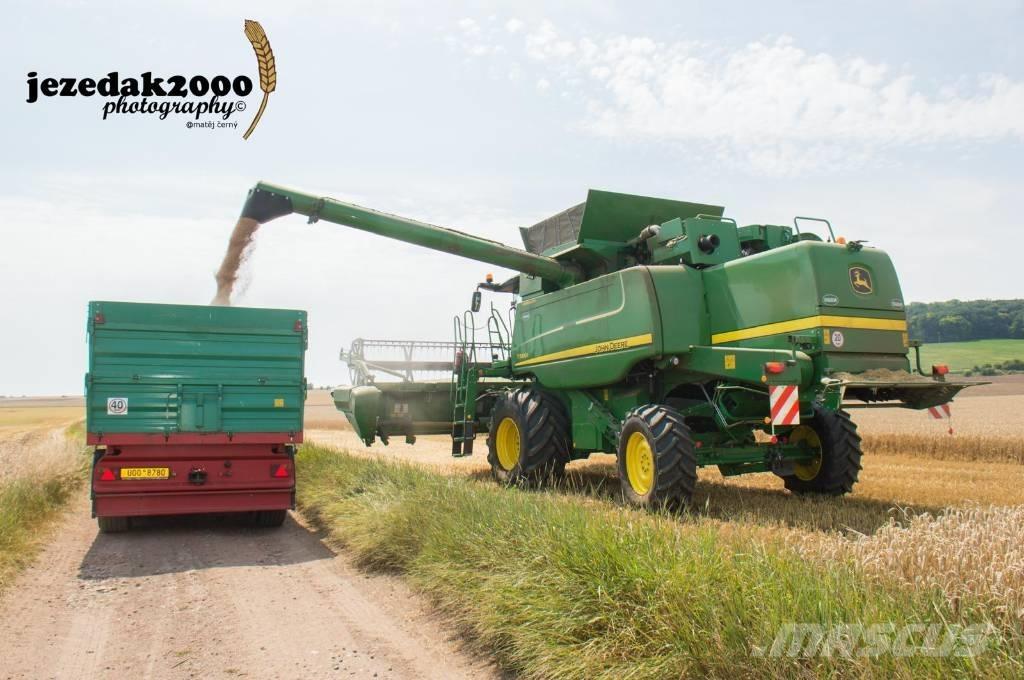 John Deere T 560 i Leikkuupuimurit