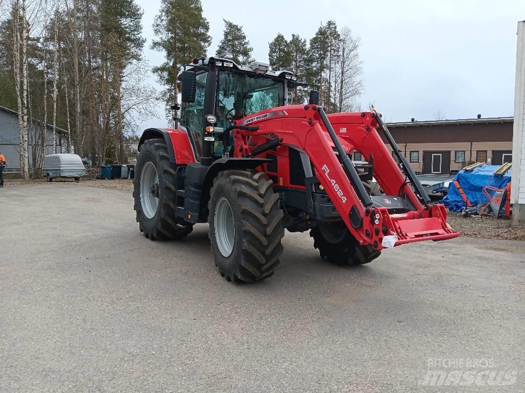 Massey Ferguson 8 S Traktorit