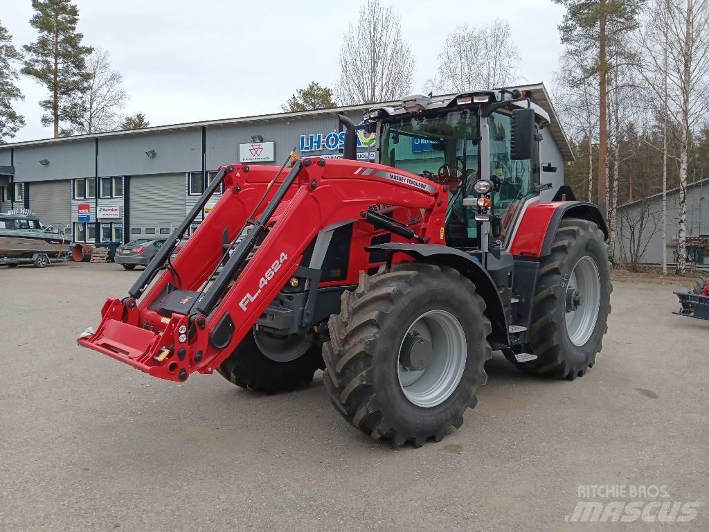 Massey Ferguson 8 S Traktorit
