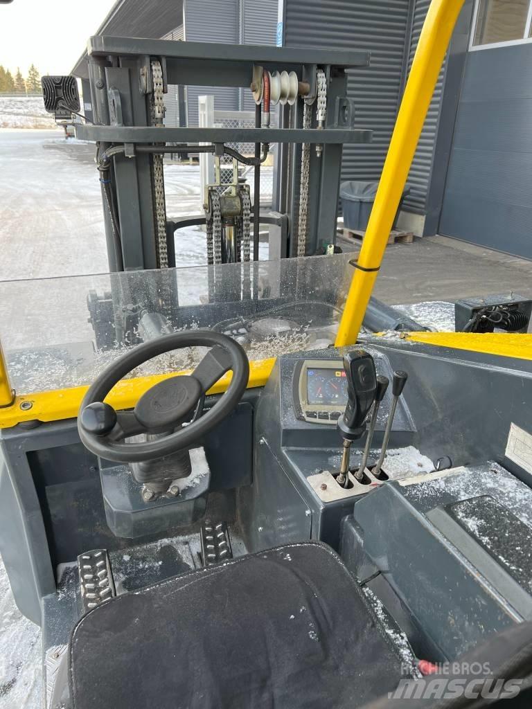 Combilift Combi-RT Dieseltrukit