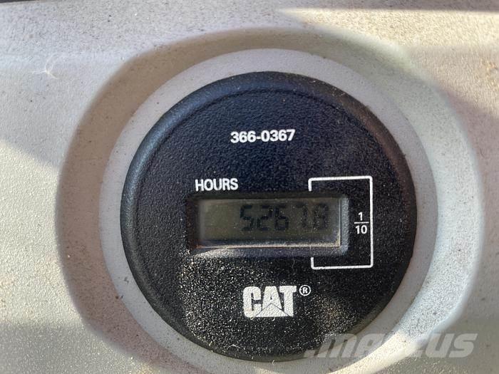 CAT 320FL Telakaivukoneet