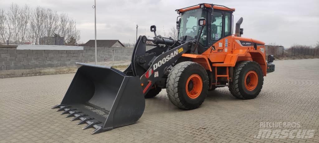 Doosan DL 280-5 Pyöräkuormaajat