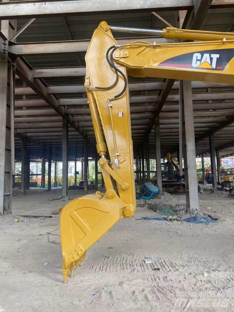 CAT 320 C Telakaivukoneet