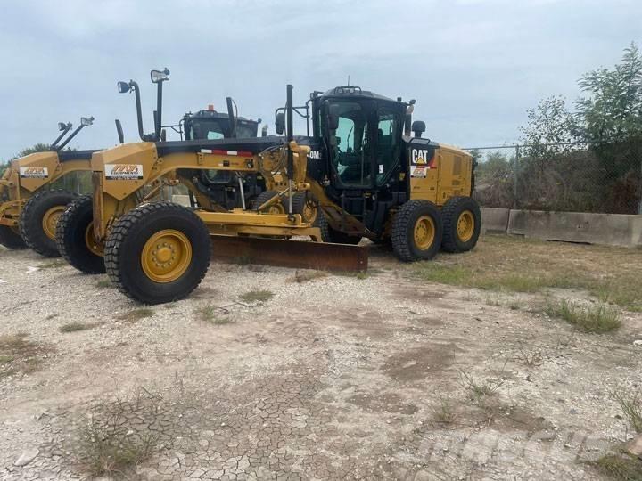 CAT 140 M 2 Tiehöylät