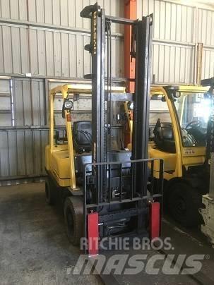 Hyster H2.5TX Nestekaasutrukit