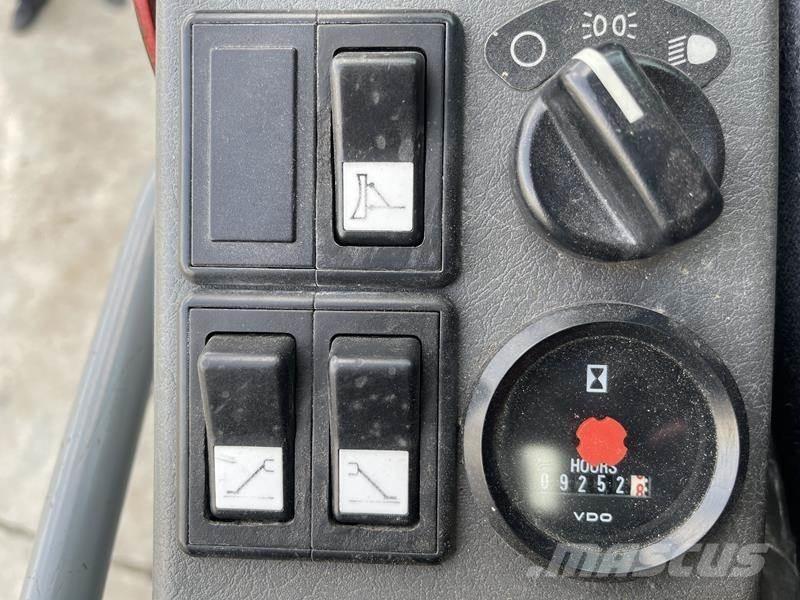 Volvo EW 140 B Pyöräkaivukoneet