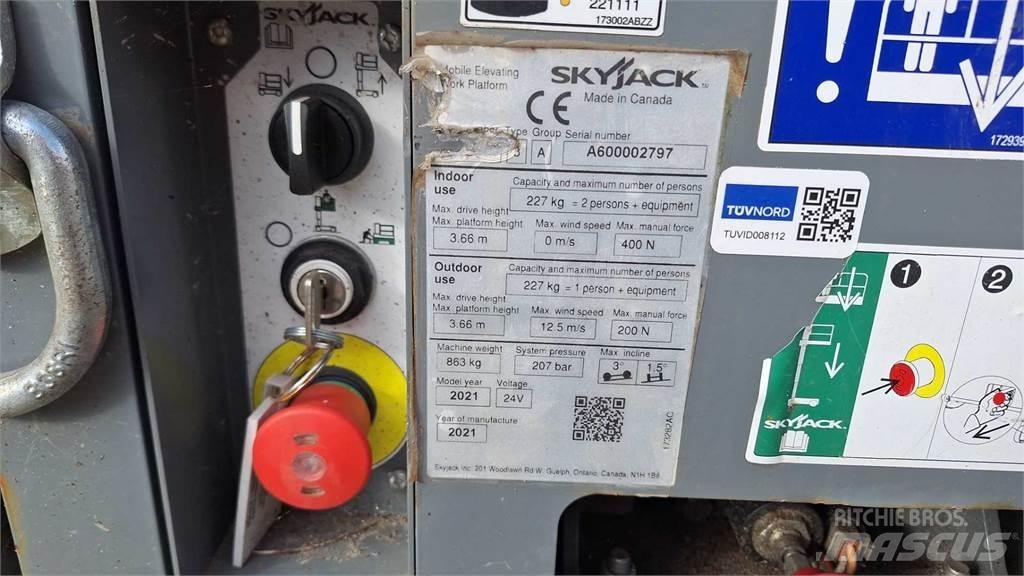 SkyJack SJ12 Muut henkilönosturit