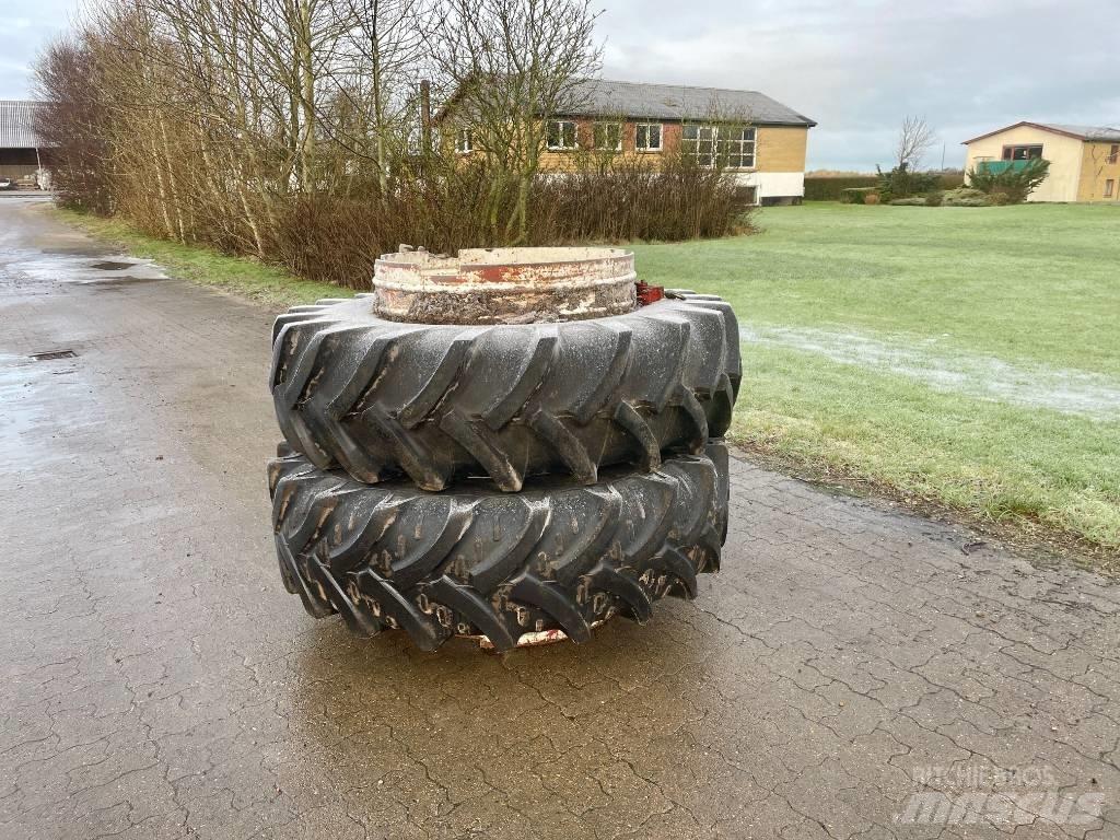 AP 18.4 R38 Renkaat ja vanteet