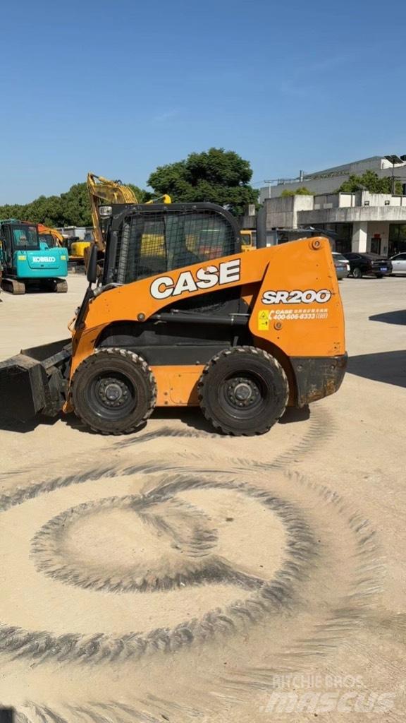 CASE SR 200 Liukuohjatut kuormaajat