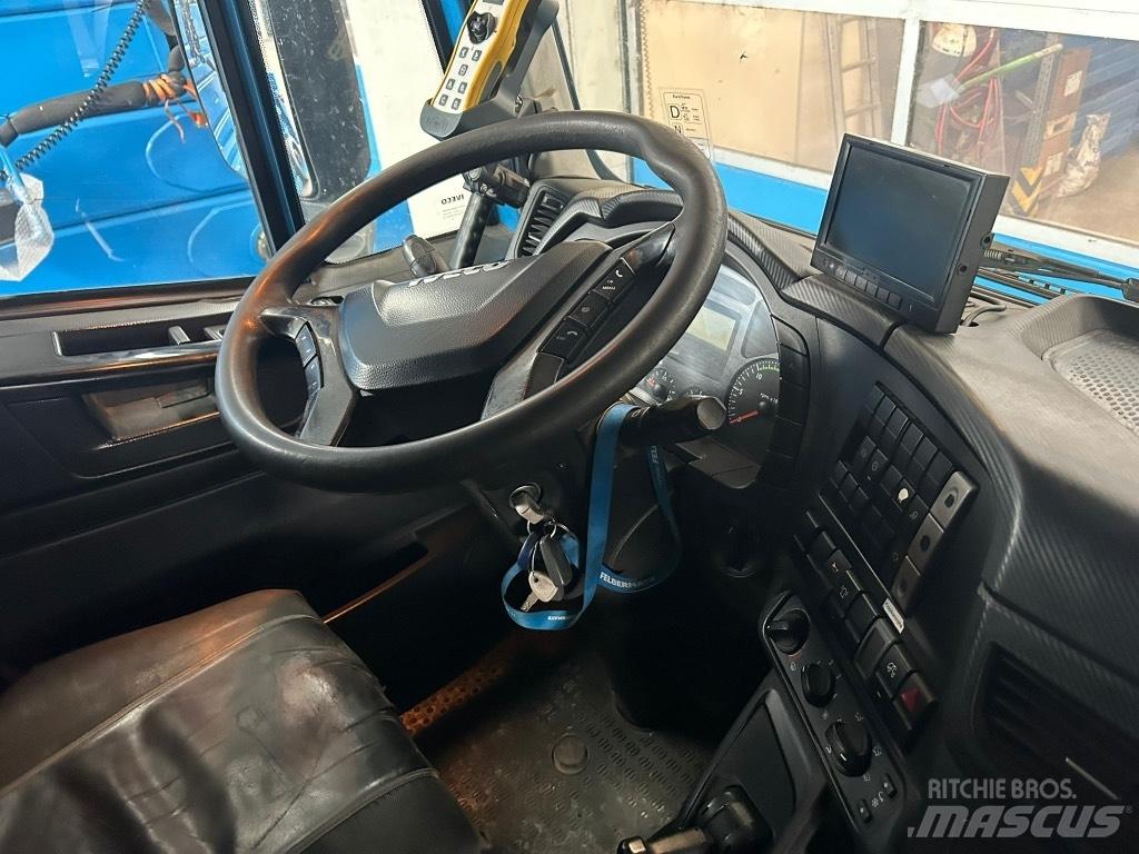 Iveco Trakker 450 Nostovarsi-vaihtolavakuorma-autot